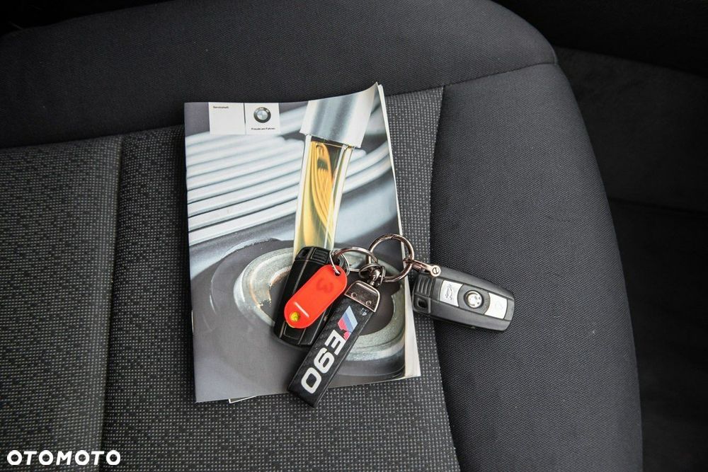 BMW Seria 3 - 25