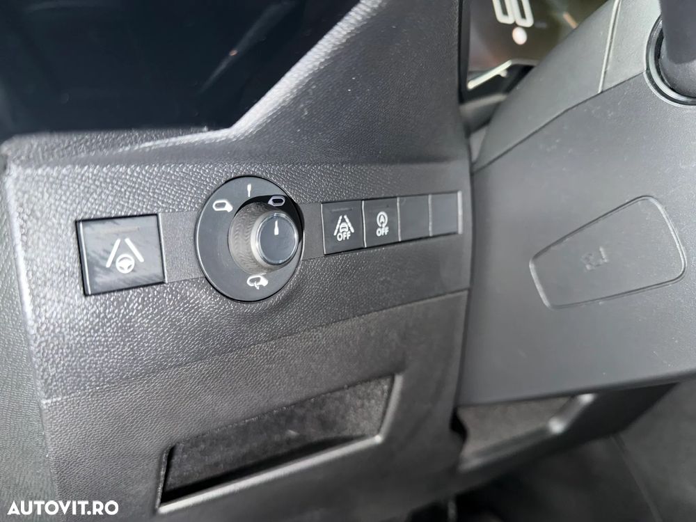 DS Automobiles DS 7 Crossback 1.5 BlueHDi 130 S&S EAT8 BASTILLE+ - 23