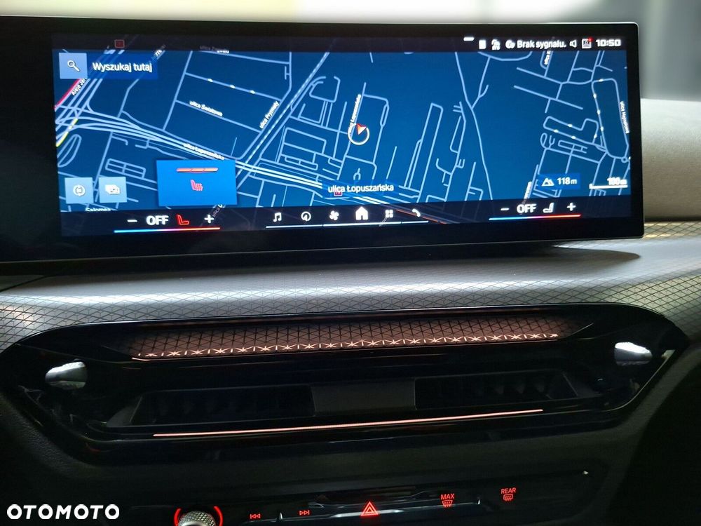 BMW M4 Competition M xDrive - 24