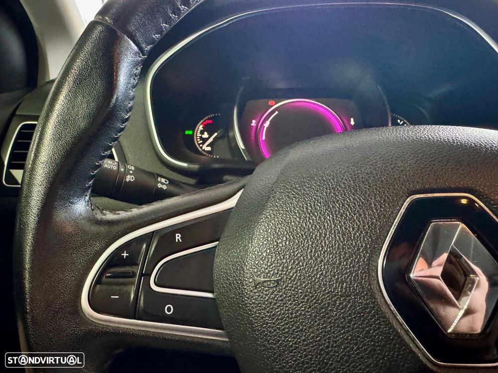 Renault Mégane ENERGY TCe 100 INTENS - 12