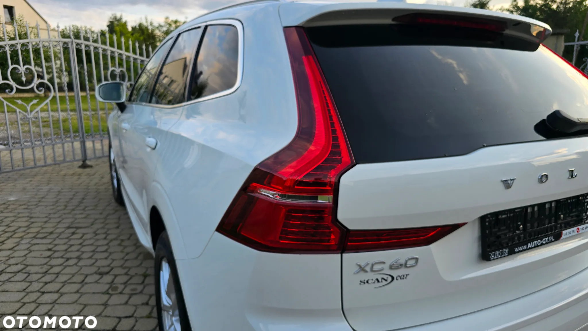 Volvo XC 60 T5 AWD Momentum - 28