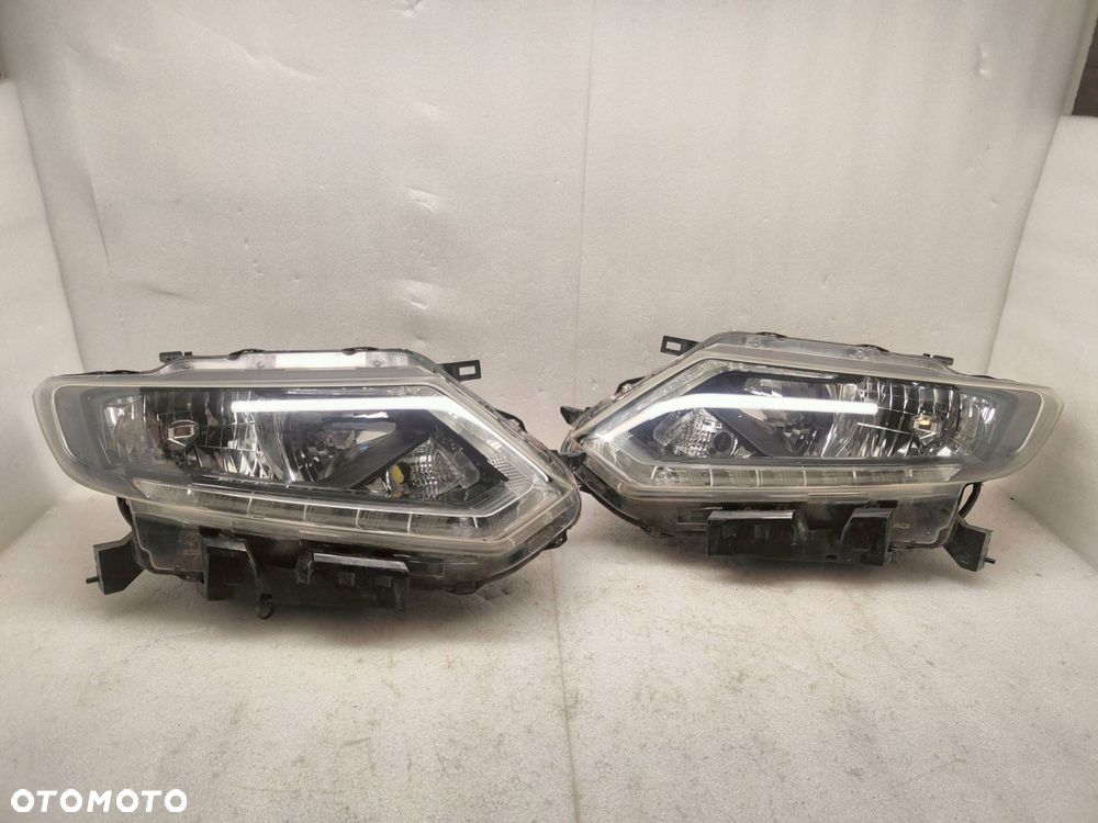 nissan x-trail t32 sm komplet lamp zw - 1