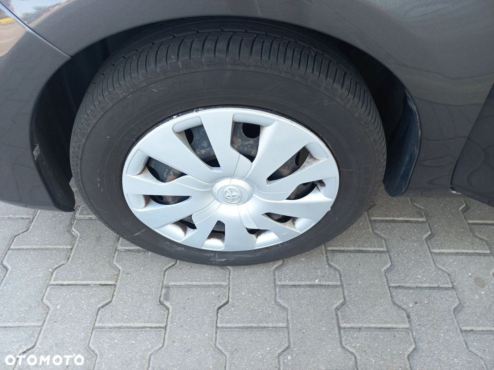 Toyota Yaris - 23
