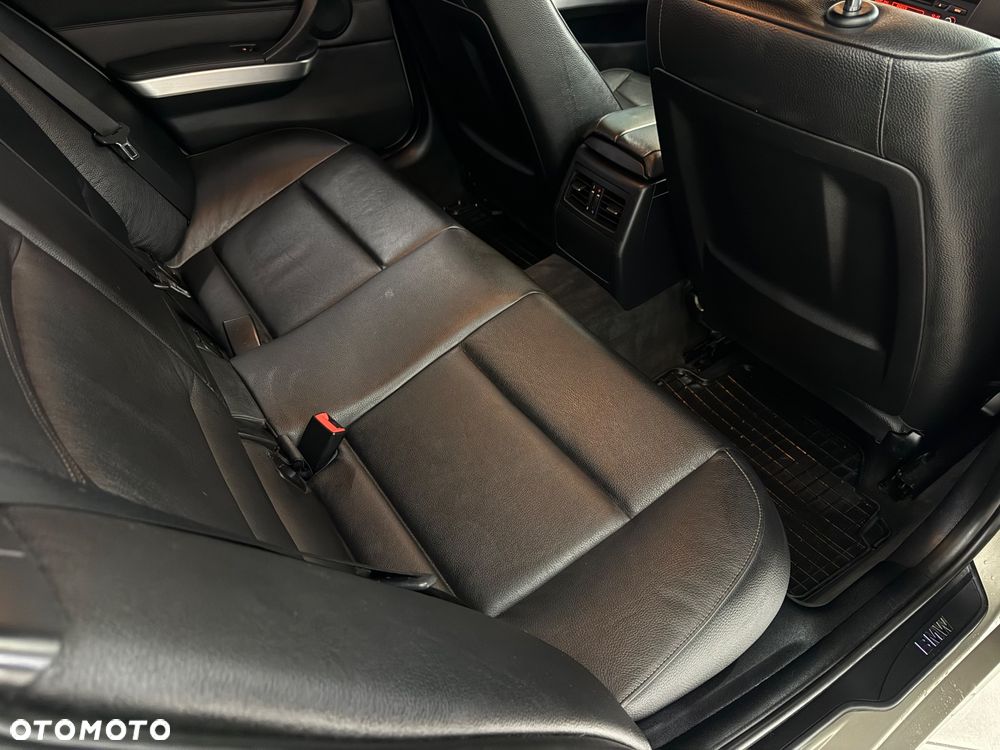 BMW Seria 3 - 31