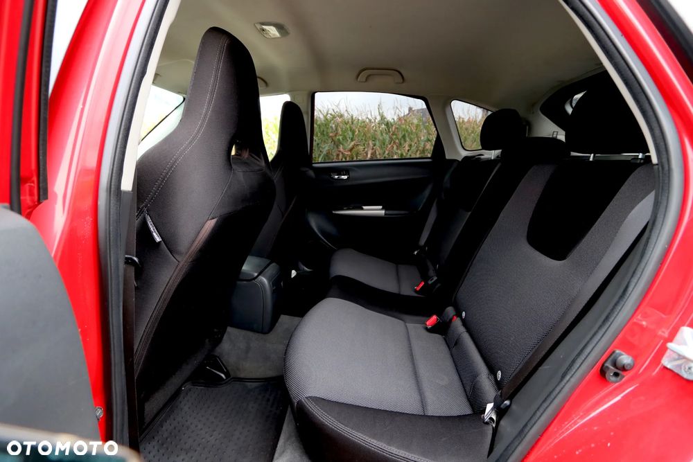 Subaru Impreza - 31