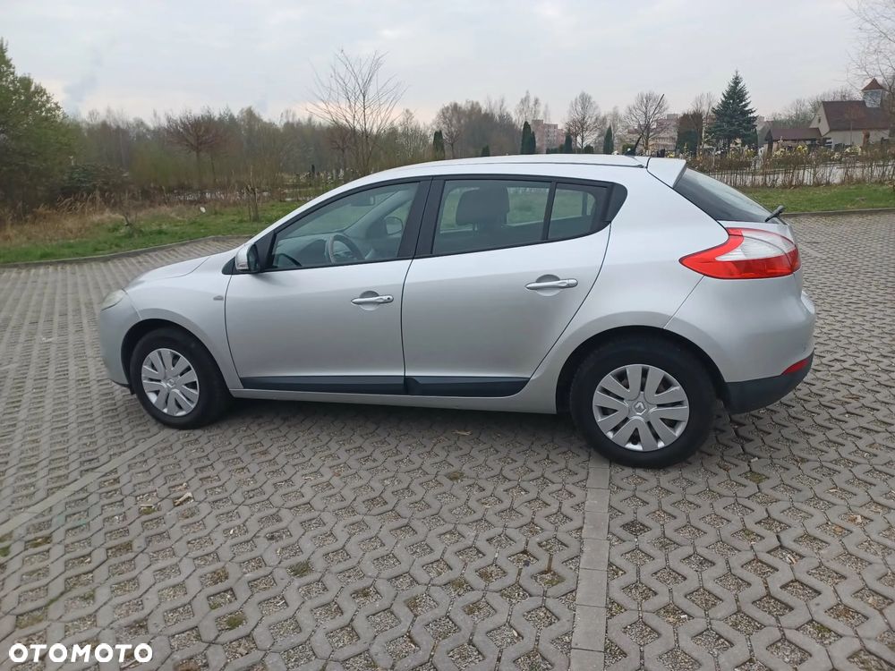 Renault Megane 1.6 16V Authentique Euro5 - 5