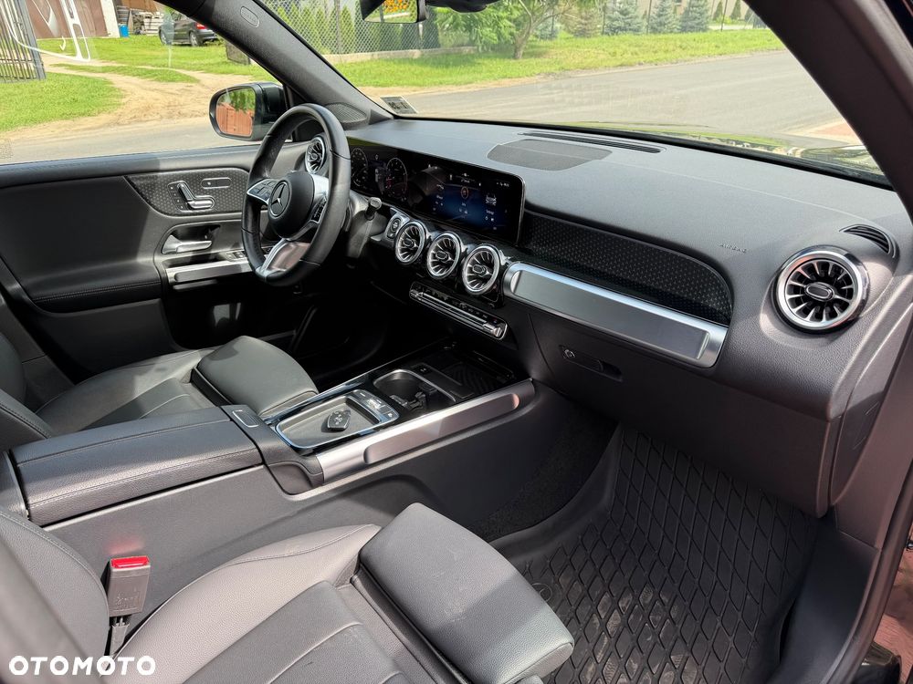 Mercedes-Benz GLB 250 mHEV 4-Matic Progressive 8G-DCT - 14