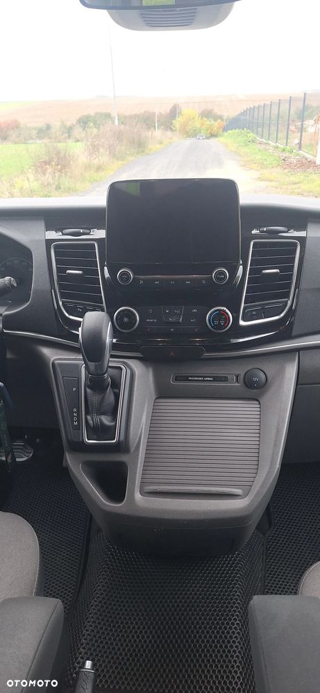 Ford Tourneo Custom 2022 photo 4