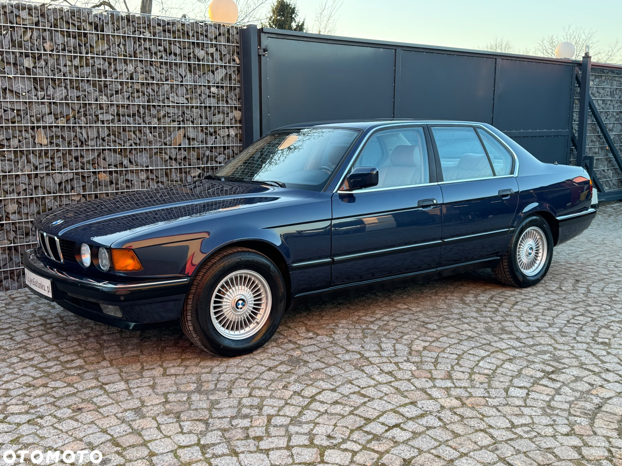 BMW Seria 7 735i - 24