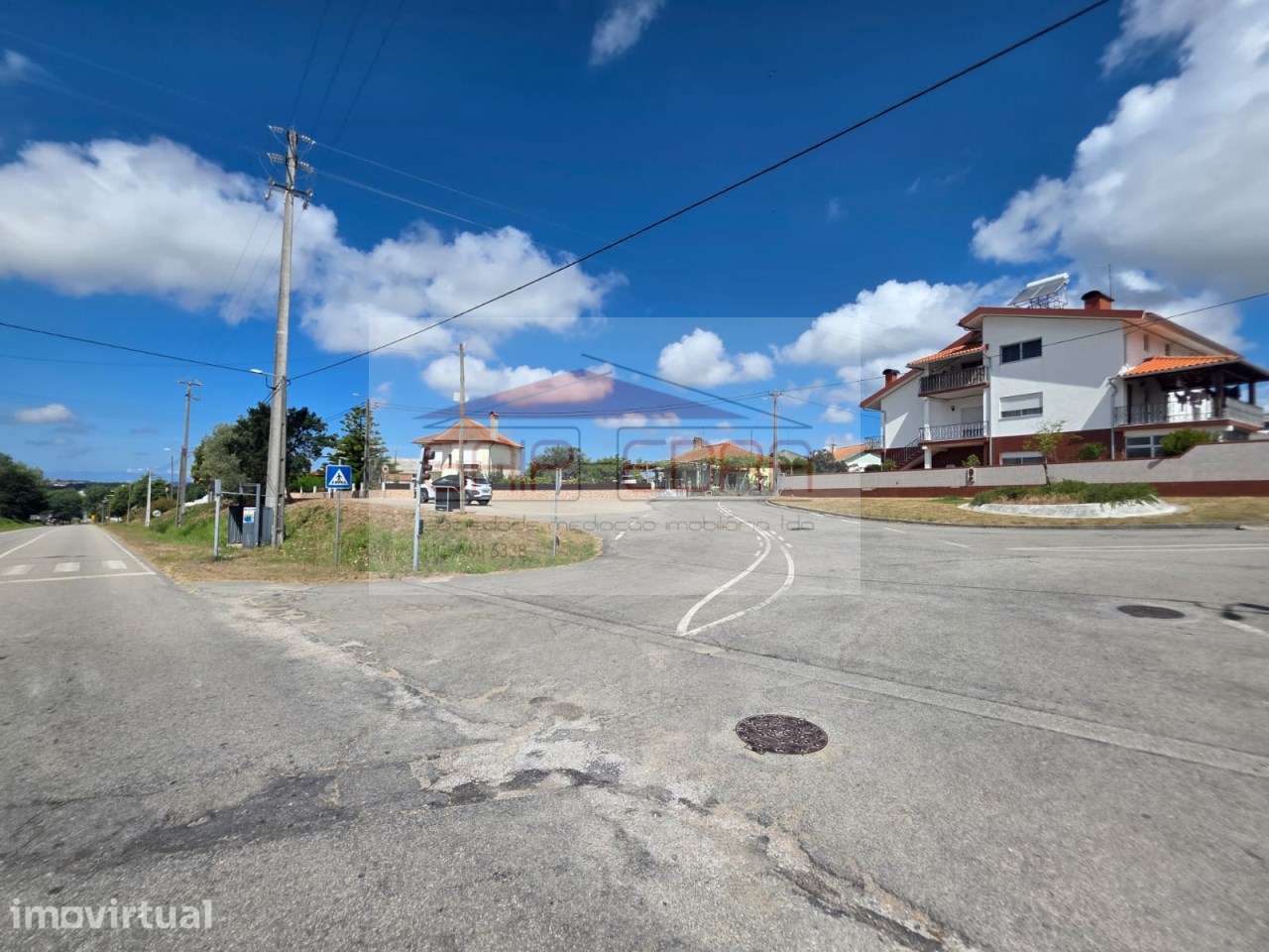 Terreno 8 000 m2 para 9 moradias de 900 2 entrada de Aveiro - Grande imagem: 2/9
