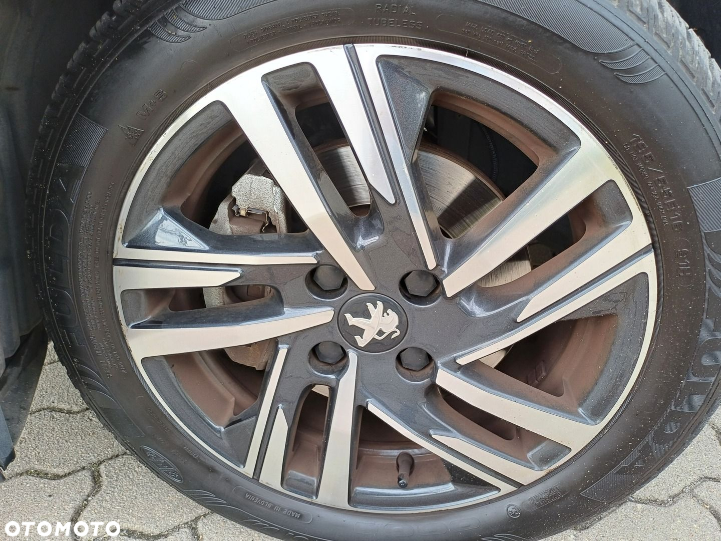Peugeot 208 1.2 PureTech Allure Pack S&S EAT8 - 9