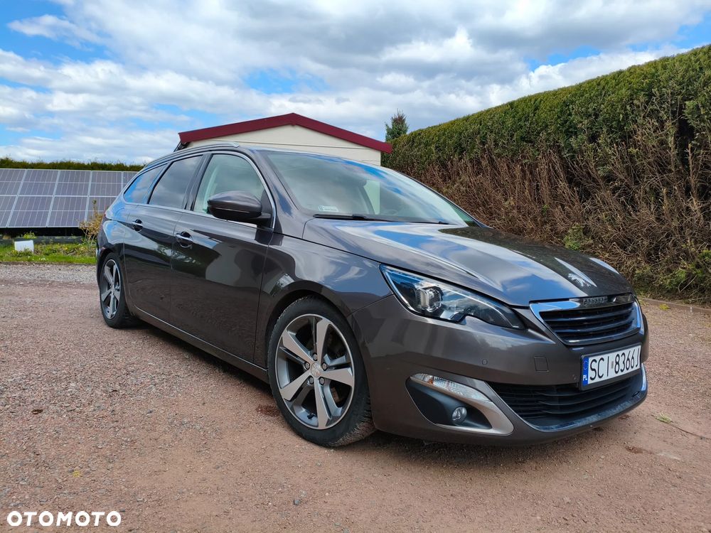 Peugeot 308 - 1
