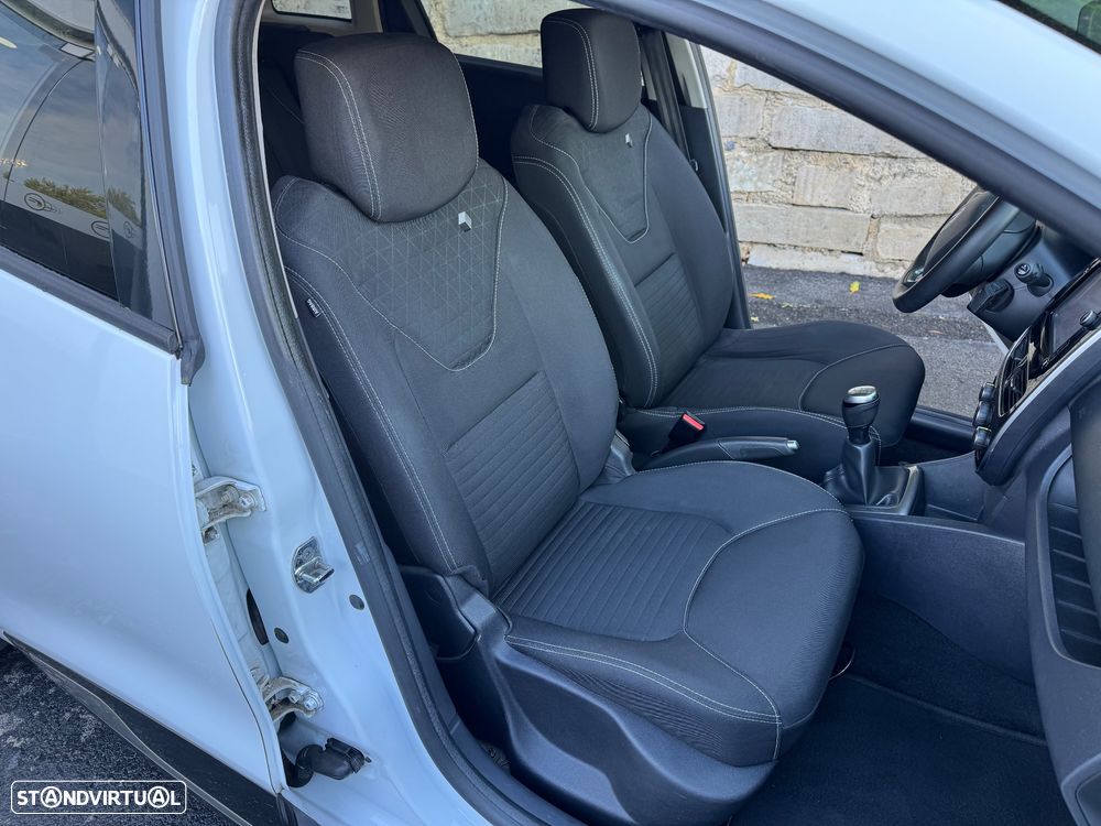 Renault Clio Sport Tourer 0.9 TCe Limited - 21