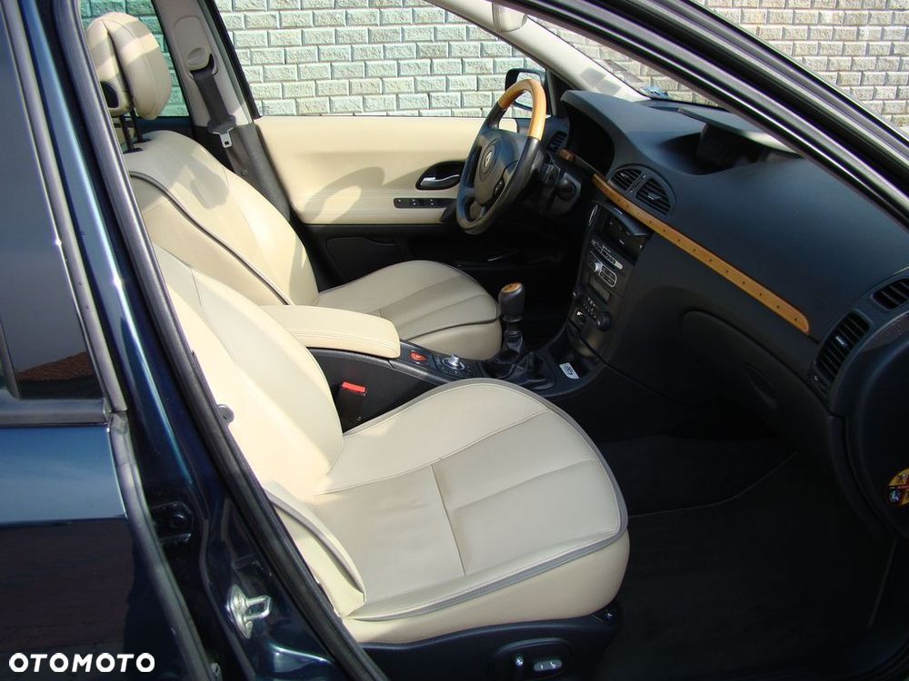 Renault Laguna 2.0 DCi Initiale - 23