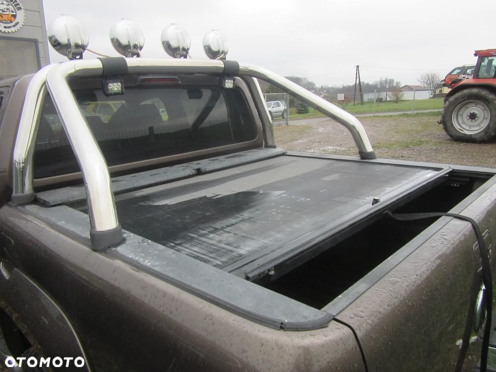 Volkswagen AMAROK  Zabudowa paki Roll N Lock Orurowanie PROGI - 6