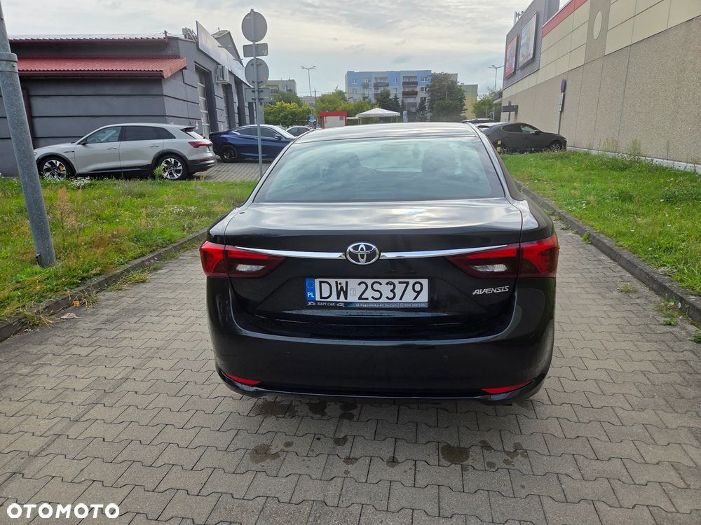 Toyota Avensis 2.0 Premium MS - 7