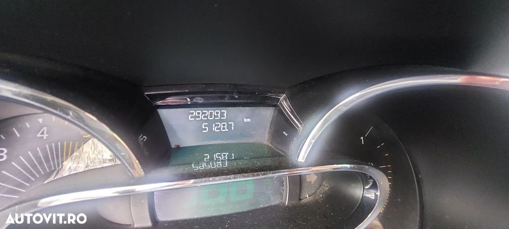 Renault Clio 1.5 dCi Authentique - 7