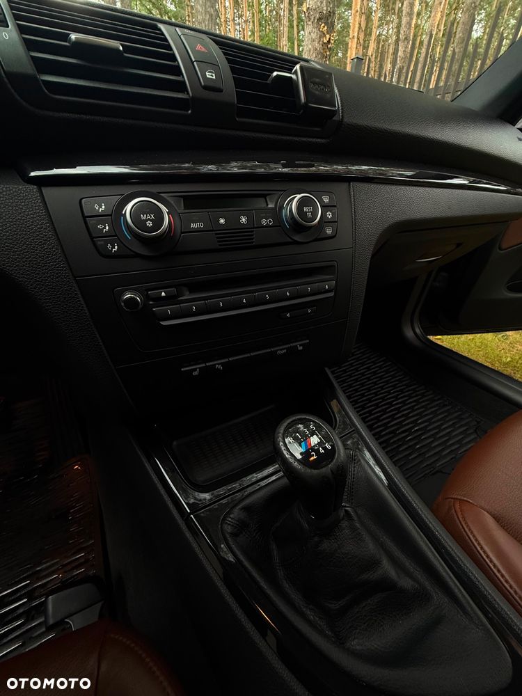 BMW Seria 1 118d - 12