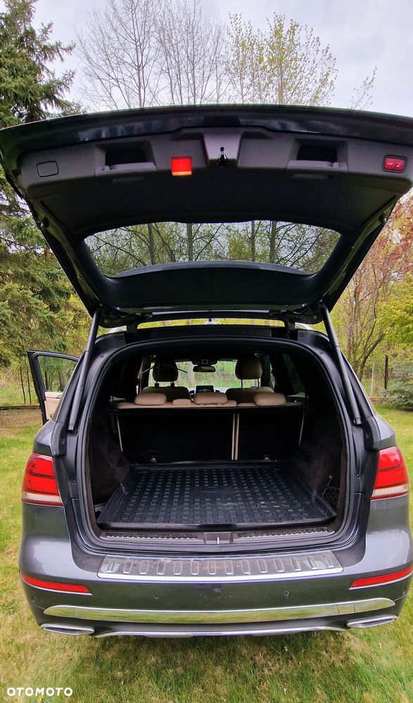 Mercedes-Benz GLE - 11
