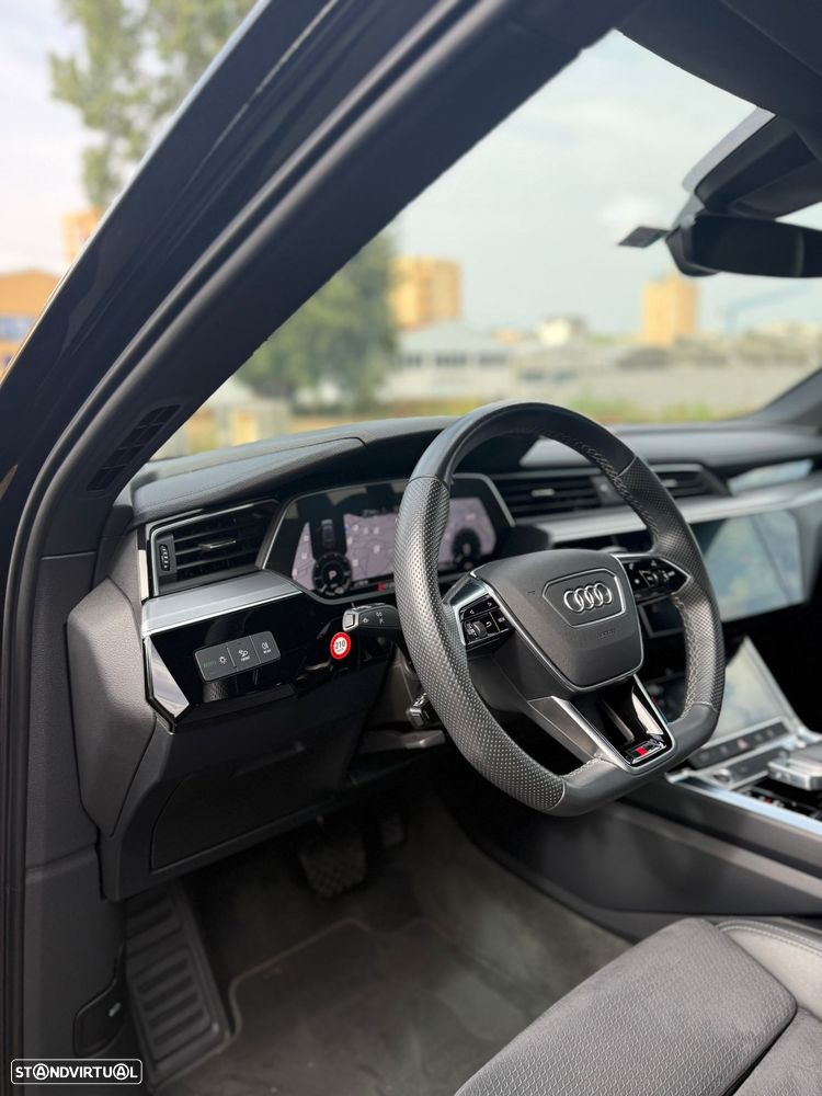 Audi e-tron 50 quattro S line - 5