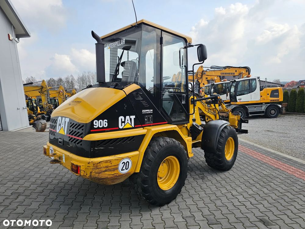 Caterpillar 906 - 5