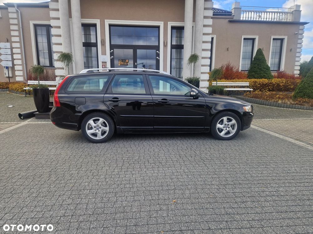 Volvo V50 DPF DRIVe Kinetic - 1