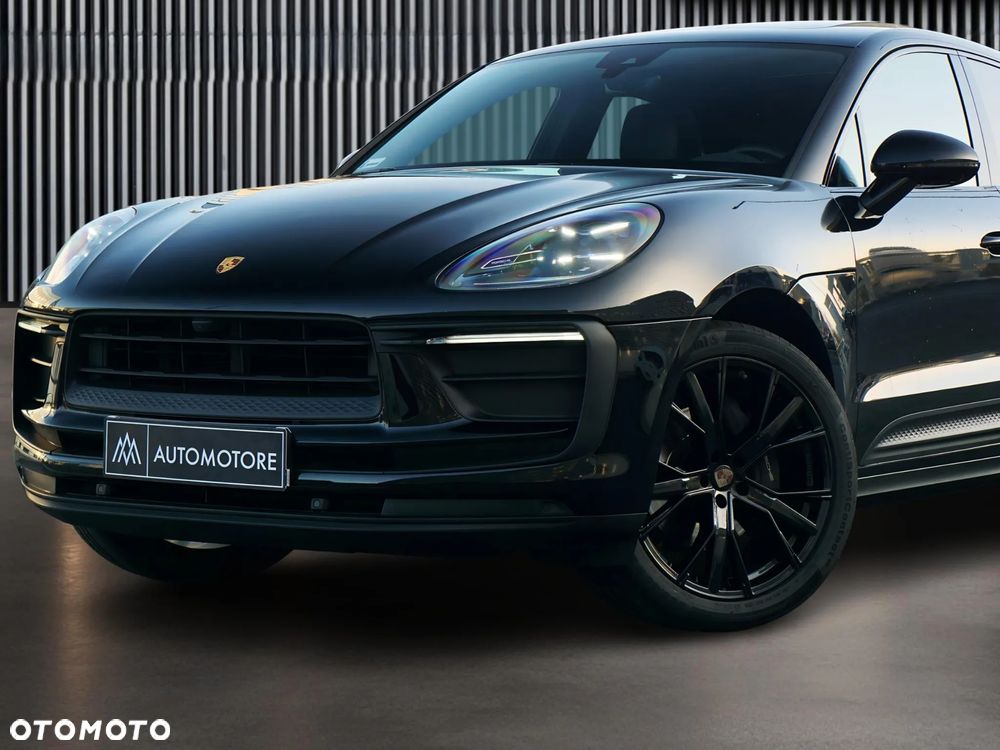 Porsche Macan Standard - 2