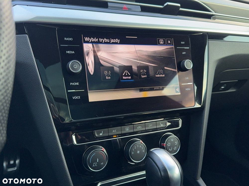 Volkswagen Arteon 2.0 TSI R-Line DSG - 33