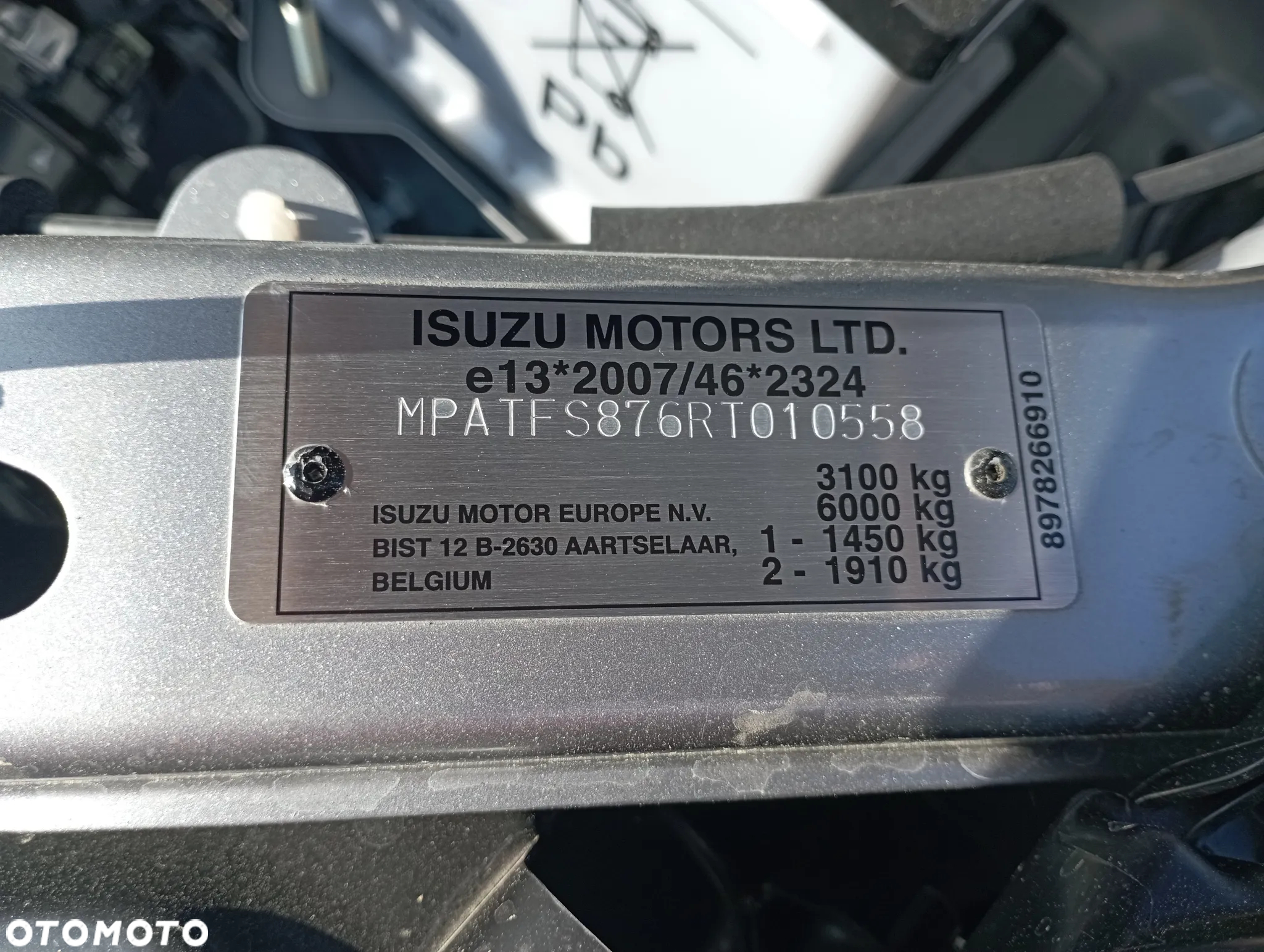 Isuzu D-Max 1.9 DC LS - 40