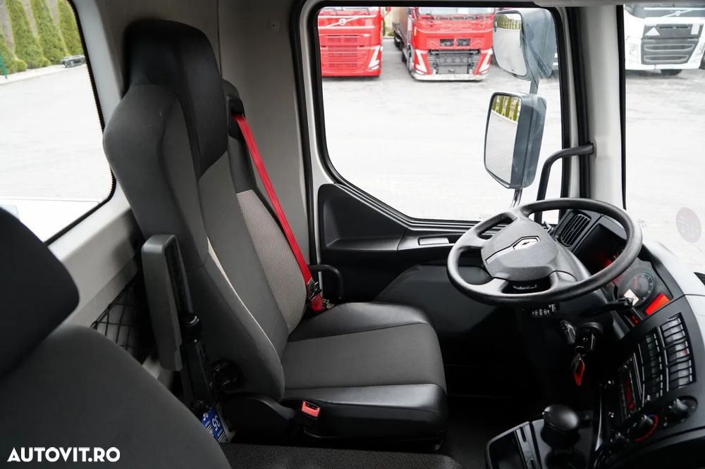 Renault D12 / BASCULATOR 3 LATE / HYDRODOLT LATERAL / HDS HIAB 077 BS2 / ROTATOR / PILOT / EURO 6 - 29