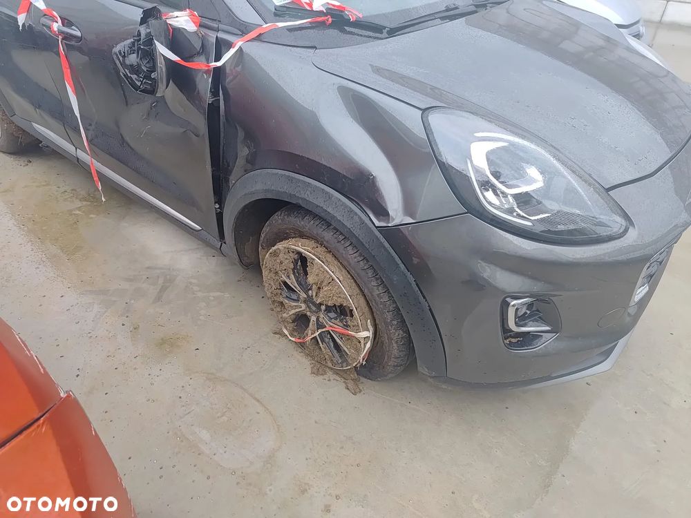 Ford Puma 1.0 EcoBoost mHEV Titanium - 2