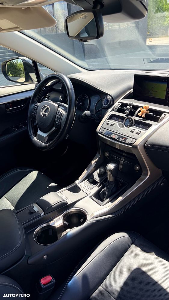 Lexus Seria NX 300h AWD Luxury - 11