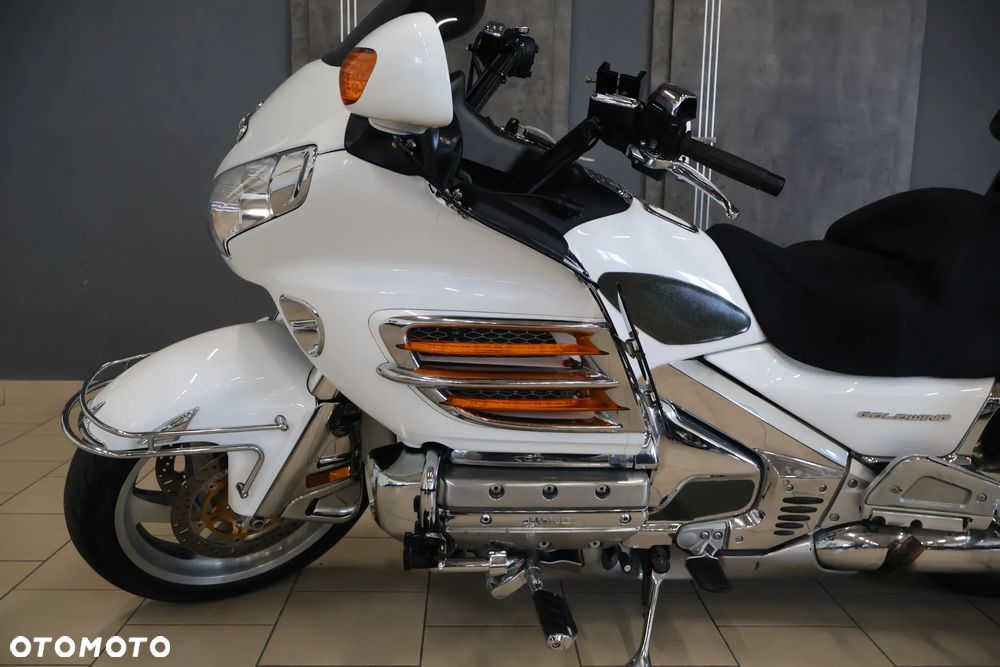 Honda GL - 7