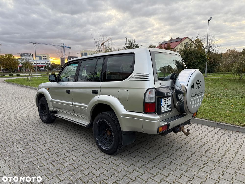 Toyota Land Cruiser Prado 90 3.0 D4D - 4