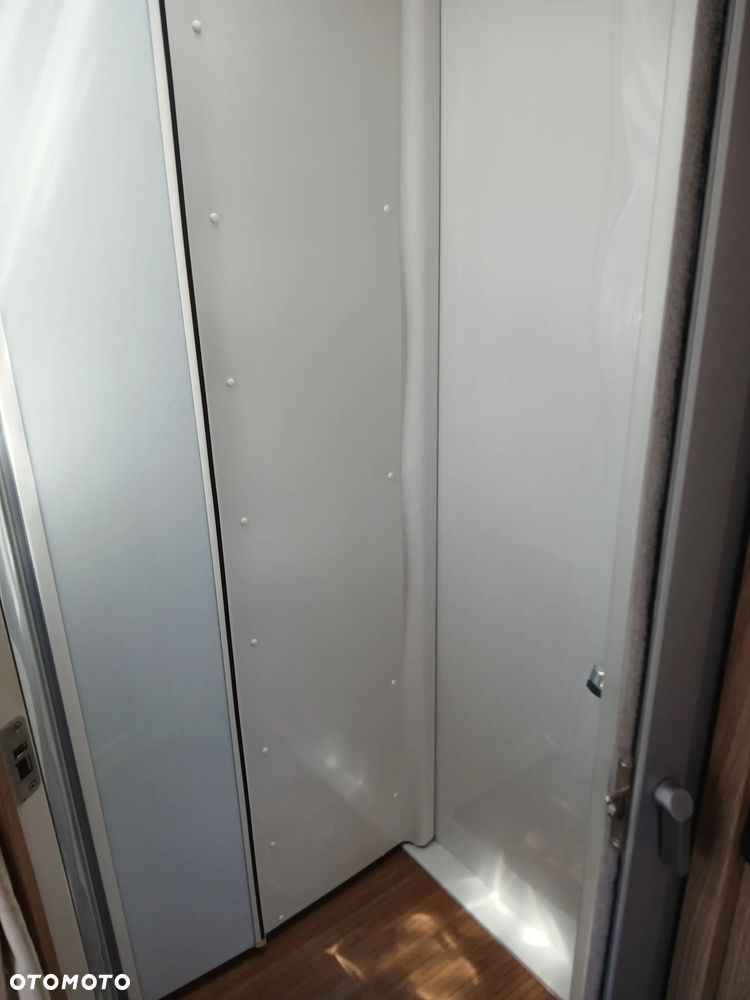 KNAUS K250 - 9