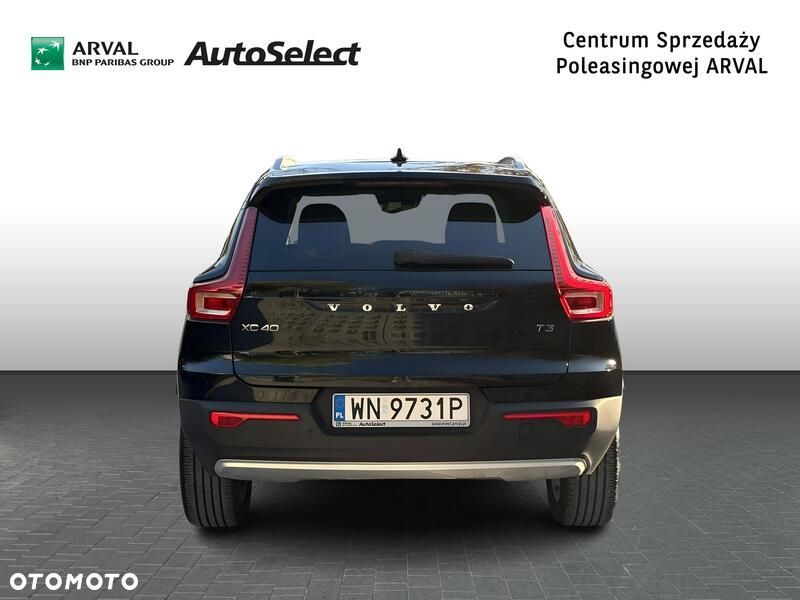 Volvo XC 40 T3 Momentum Pro - 5