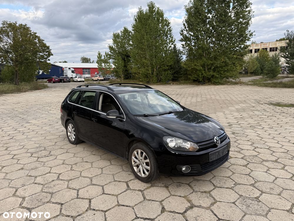 Volkswagen Golf - 2