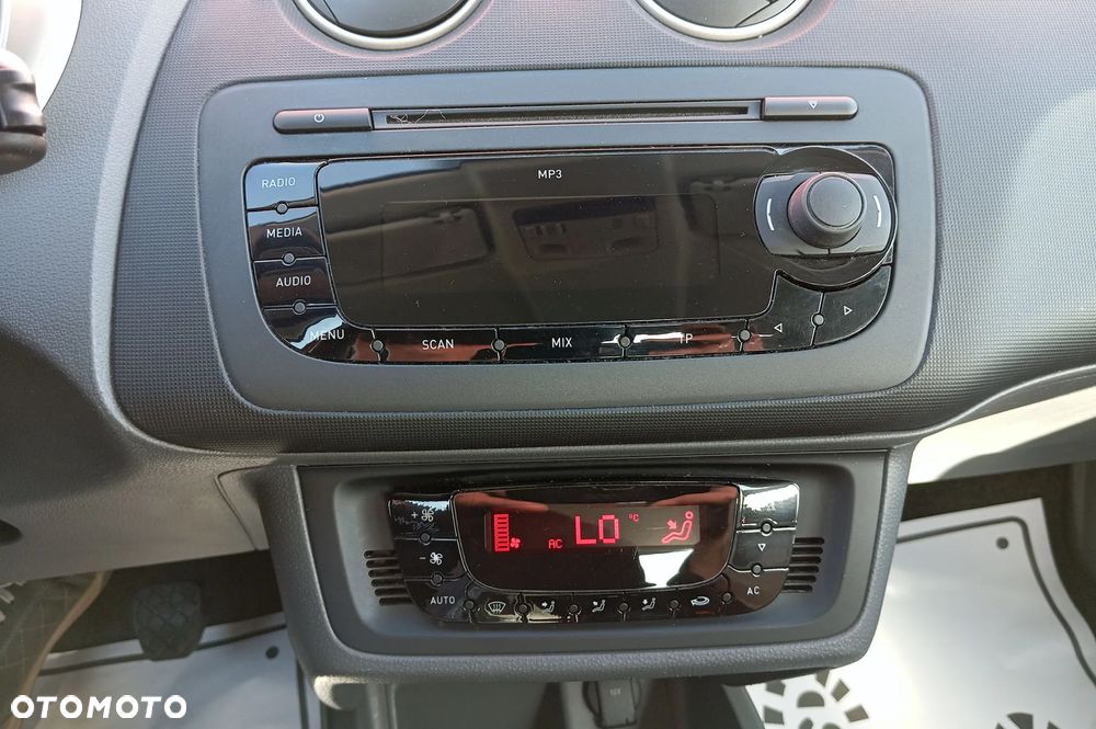 Seat Ibiza 1.4 16V Style - 26
