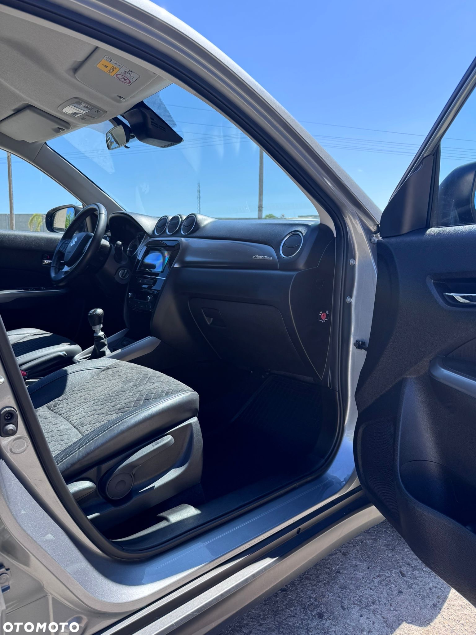 Suzuki Vitara 1.4 Boosterjet mHEV Elegance 4WD - 14