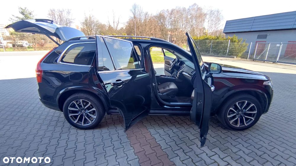 Volvo XC 90 T6 GPF AWD Momentum 7os - 27