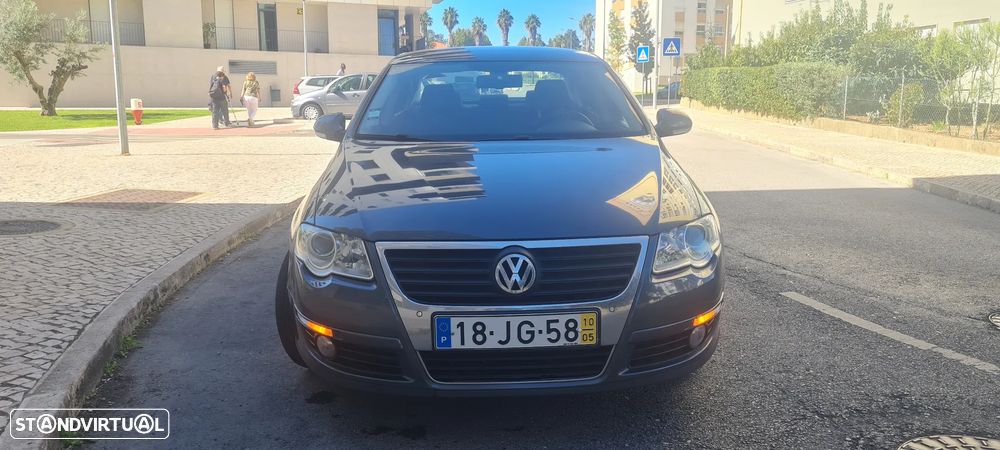 VW Passat - 2