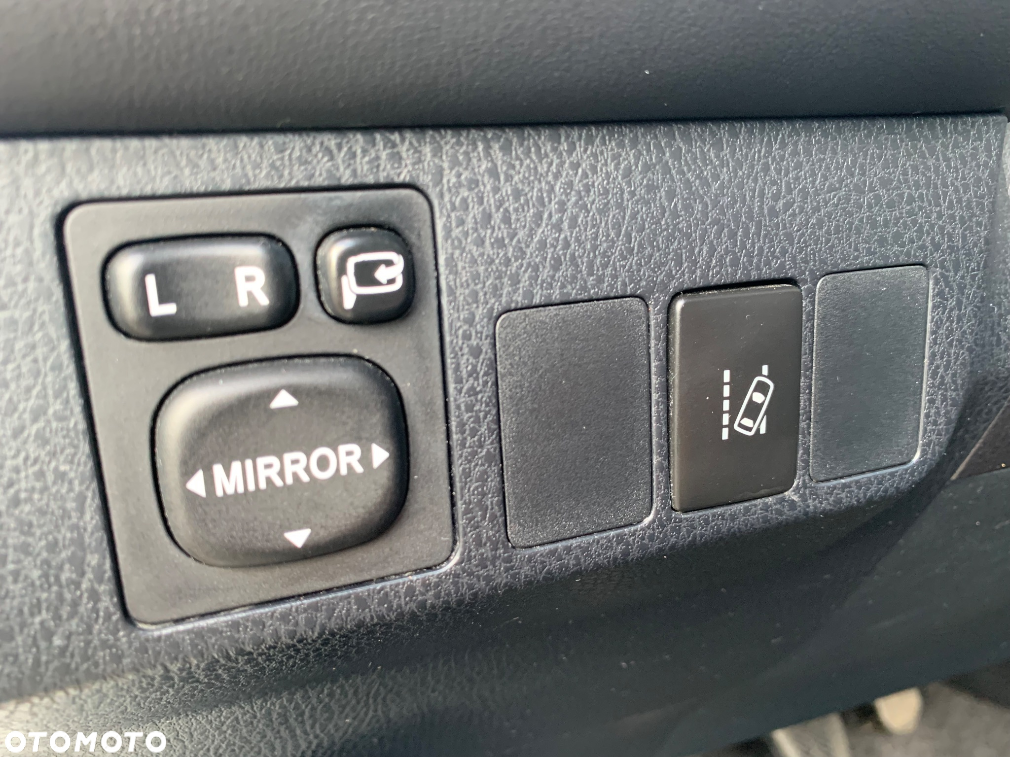 Toyota RAV4 2.0 D-4D 4x2 Start-Stop Executive - 33