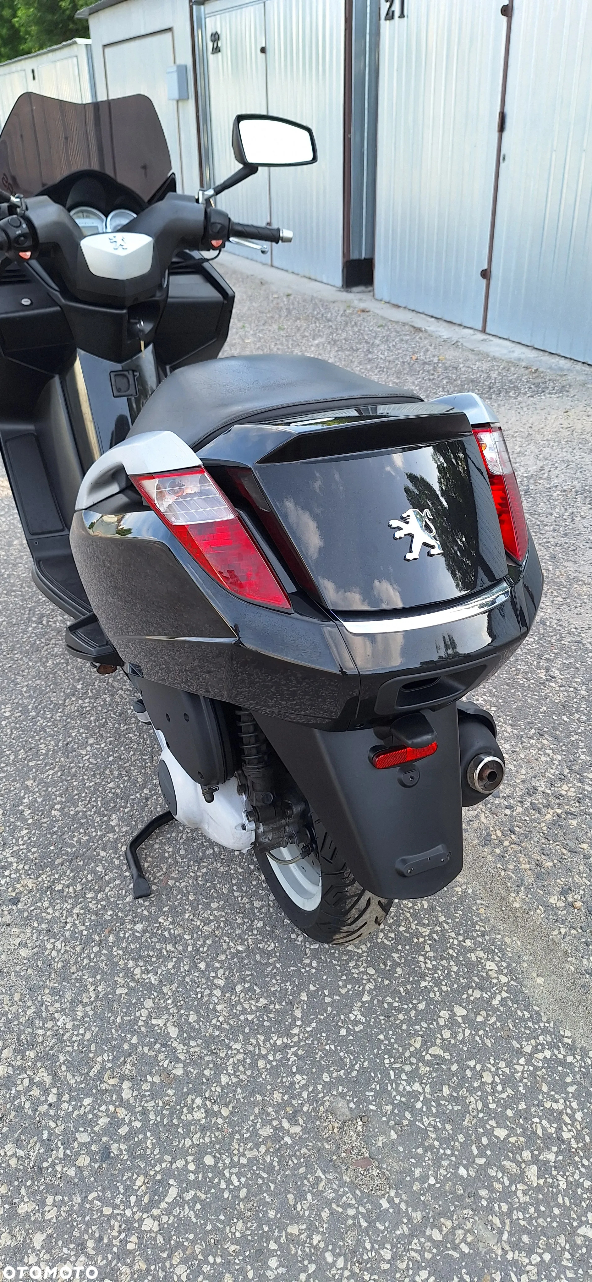 Peugeot Satelis - 8
