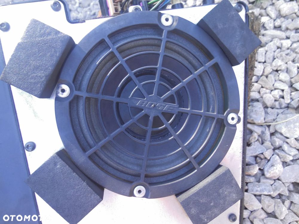 AUDI A4 B5 AVANT KOMBI SUBWOOFER GŁOŚNIK BOSE 8D9035381B - 4