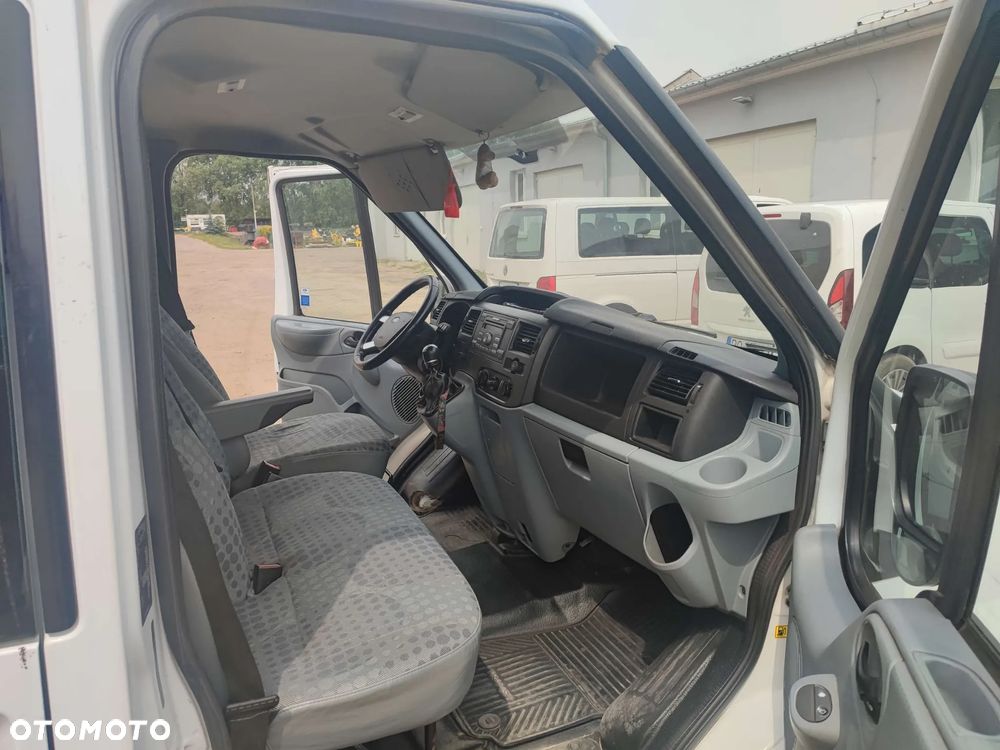 Ford TRANSIT - 7