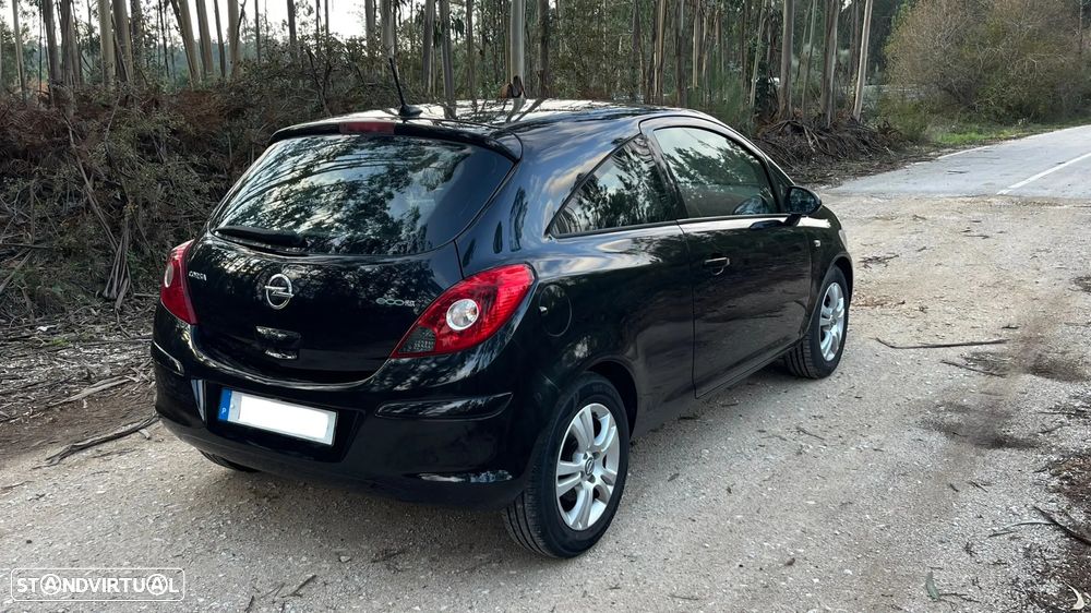 Opel Corsa 1.3 CDTI Black Edition - 11