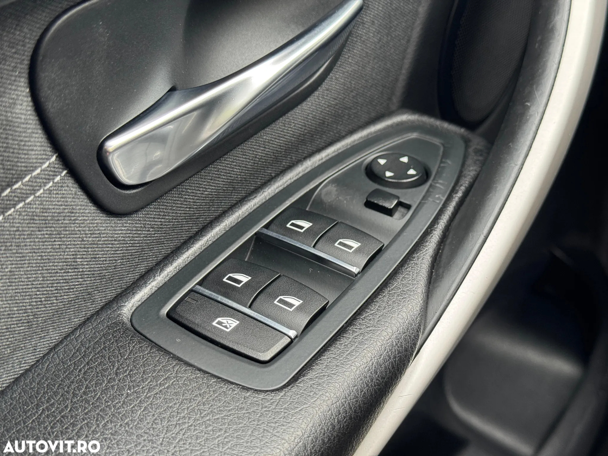 BMW Seria 3 320d Touring Aut. Efficient Dynamics Edition - 23