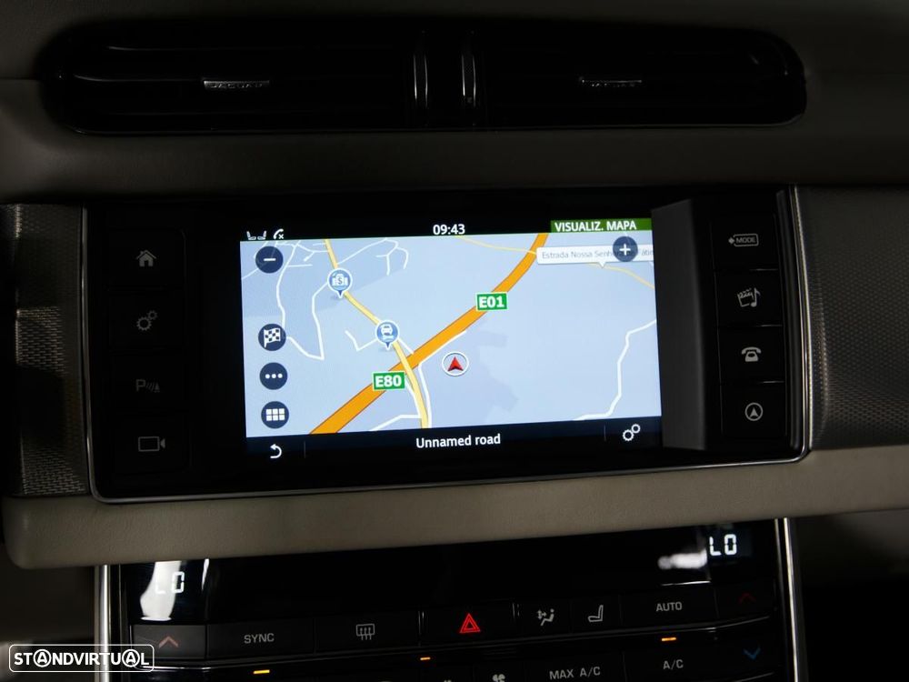 Jaguar XF - 31