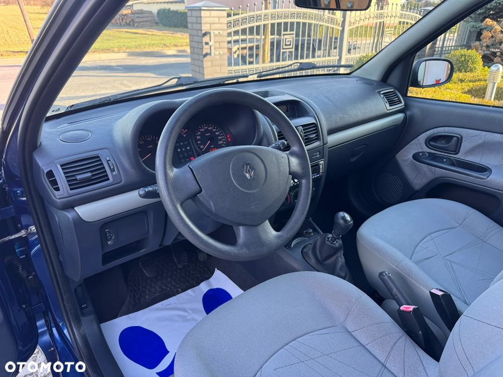 Renault Clio 1.2 16V Emotion - 16