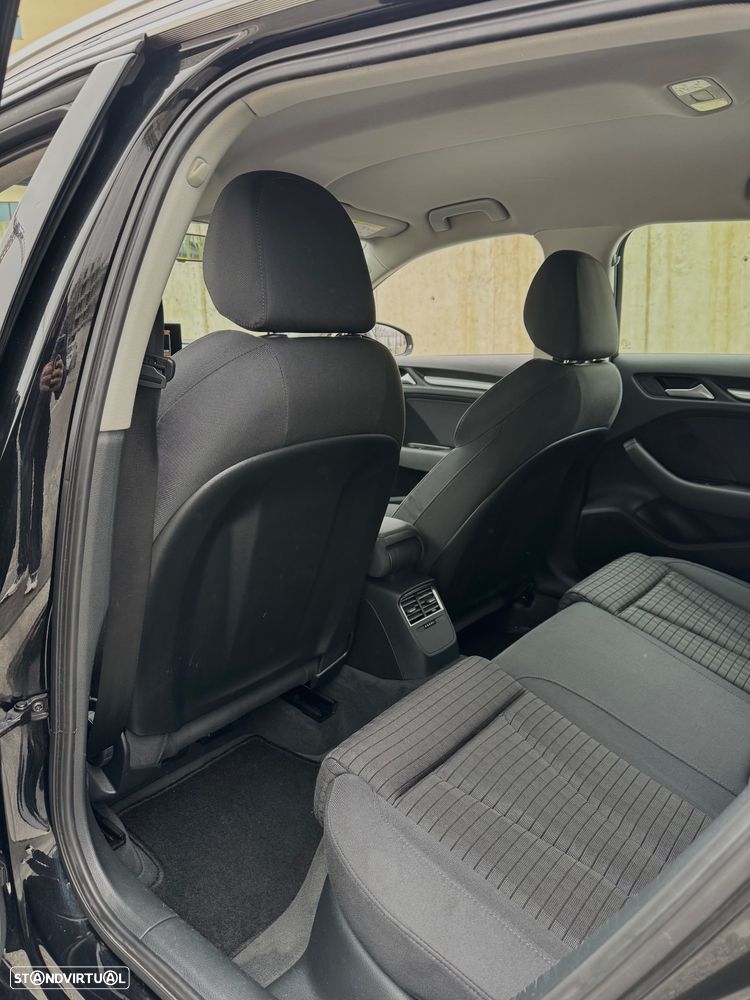 Audi A3 Sportback 1.6 TDI (clean diesel) Ambition - 10